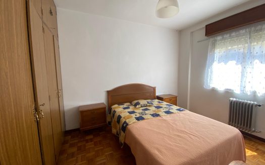00328 – Trav. Ribadavia