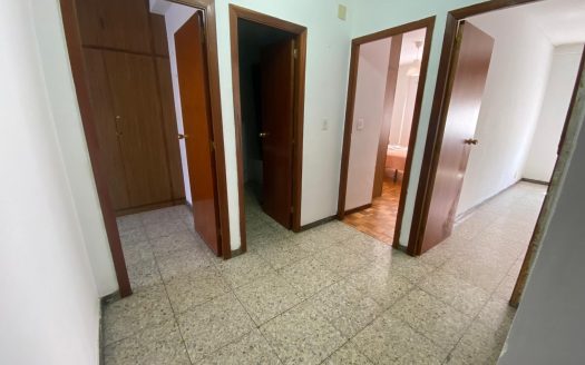00328 – Trav. Ribadavia